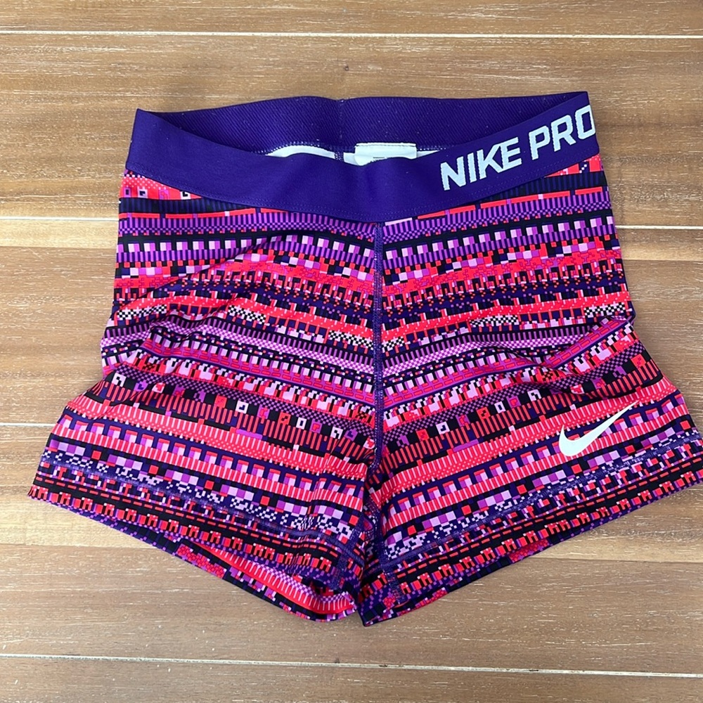 NIKE PRO